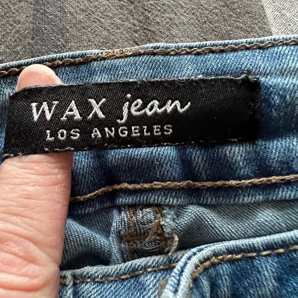 Jeans - Picture 3 of 3